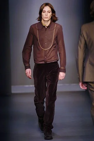 Look 16